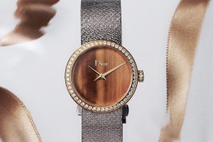 Glamorous watches to match the style